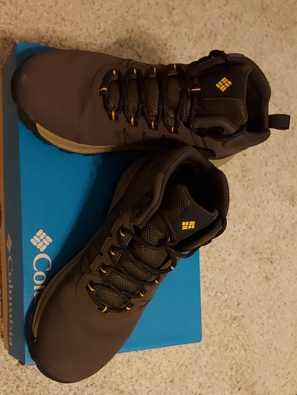 Columbia Transverse Waterproof Hiking Boots Size 9W
